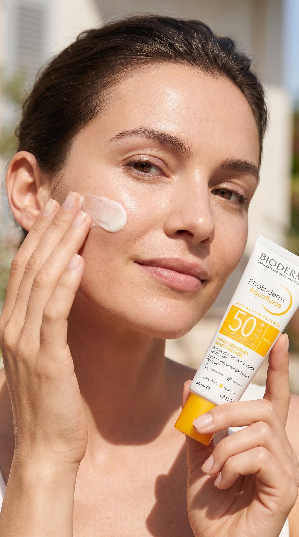 Bioderma Photoderm Aquafluide Sun Active Defense SPF 50+ UVA UVB (40ml) use