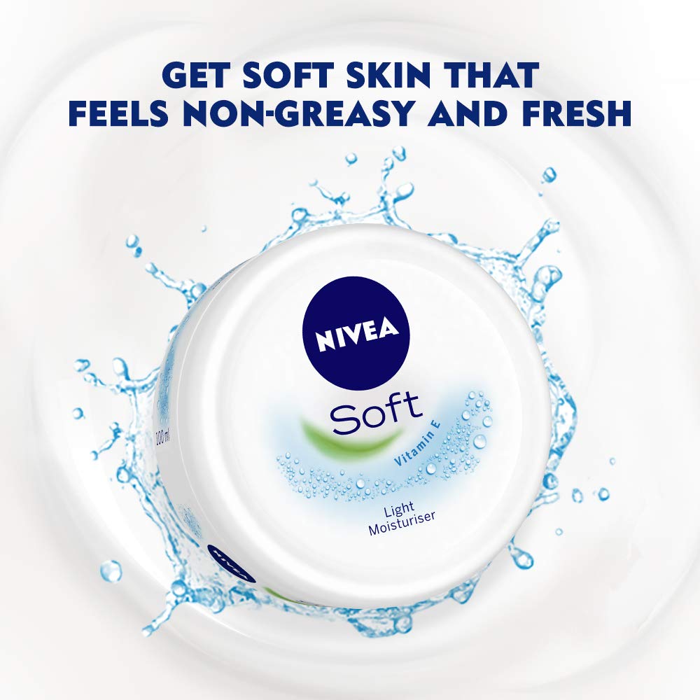Nivea Soft Light Moisturizer Cream with Vitamin E (300ml)